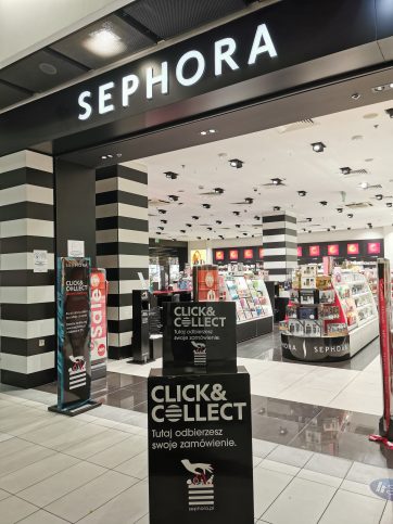 Zamów produkty z Sephora online i odbierz w perfumerii